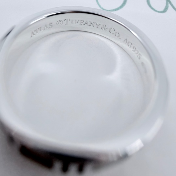 New Tiffany & Co Atlas Band Ring in Silver, Sz 5 - Picture 5 of 5
